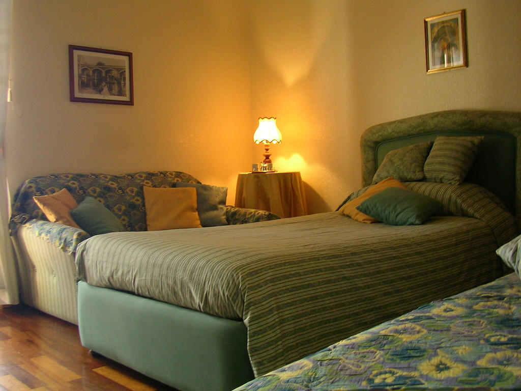 Villa Caterina B&B Pedara Zimmer foto